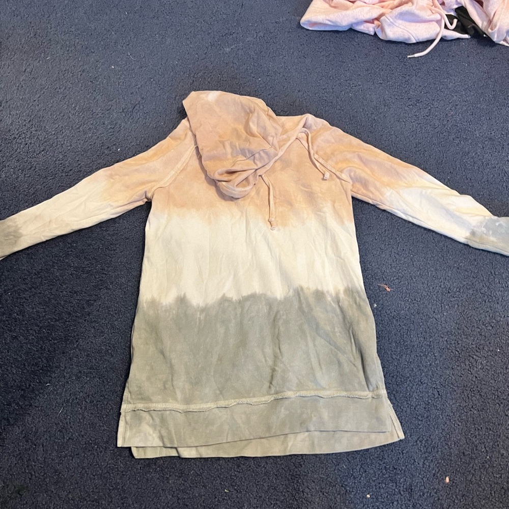 Women’s hoodie
